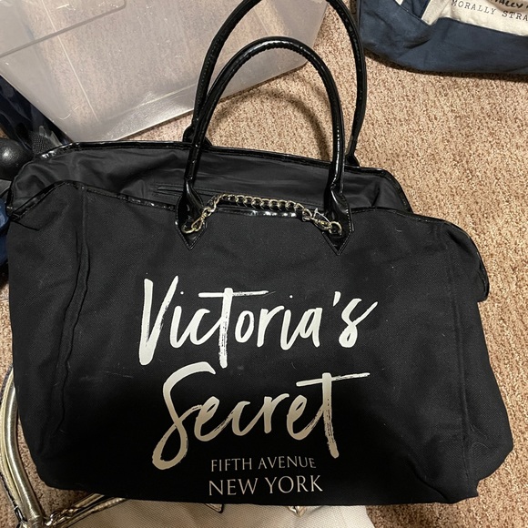 Victoria’s Secret Bond Street London Tote Bag, off-white and black - Picture 8 of 11